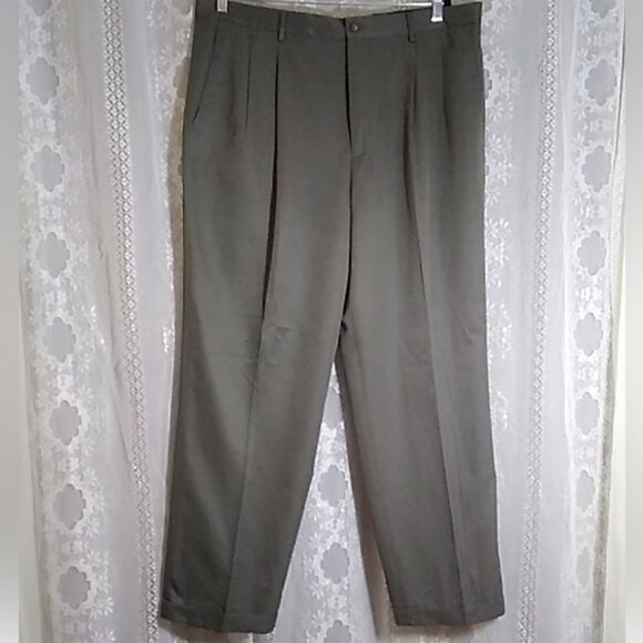 Claiborne Classic Gray  Dress Pants Men’s Size 40/32 - Picture 3 of 8